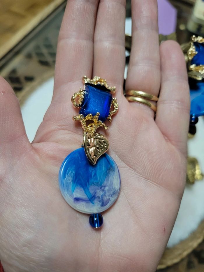 Boucles d oreilles style baroque bleues - photo numéro 3