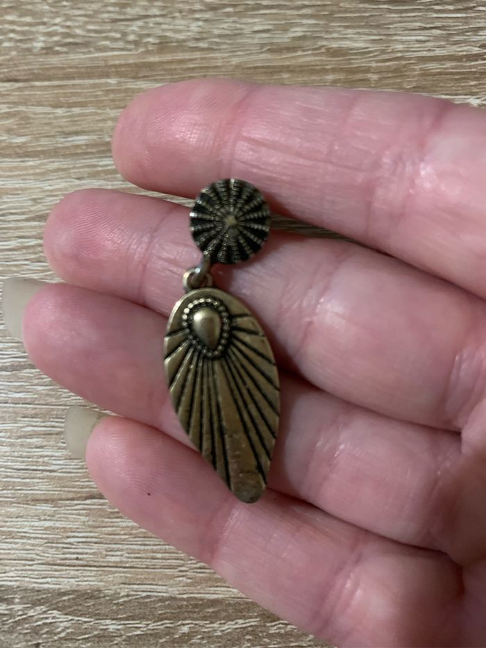 Boucles d’oreilles feuille - photo numéro 2