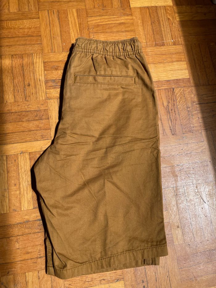 Short garçon moutarde neuf - photo numéro 3