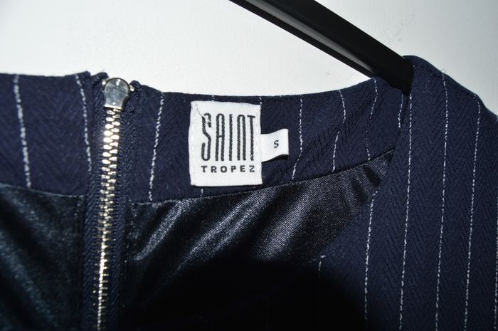 Robe droite bleu marine à fines rayures – Saint Tropez – Taille S - photo numéro 2