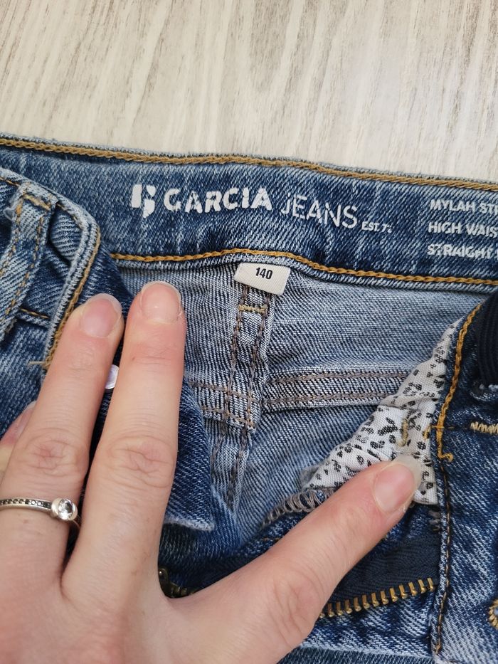 Jean fille garcia - photo numéro 4