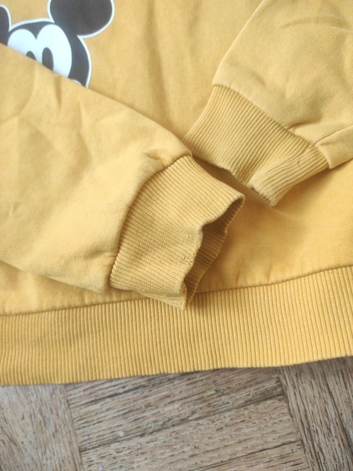 Pull Mickey 8 ans - photo numéro 2