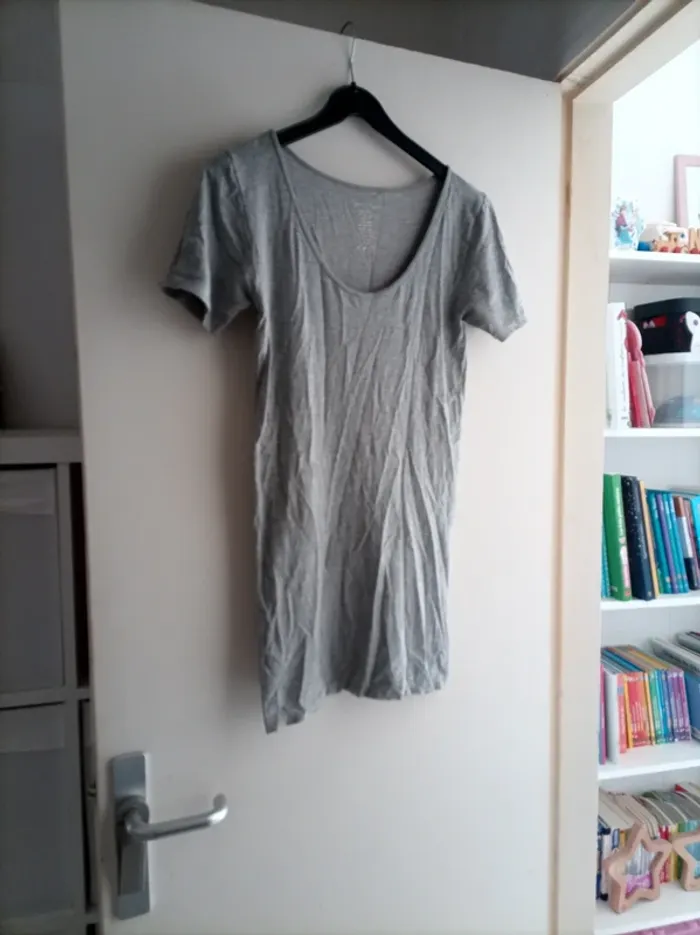 Robe grise