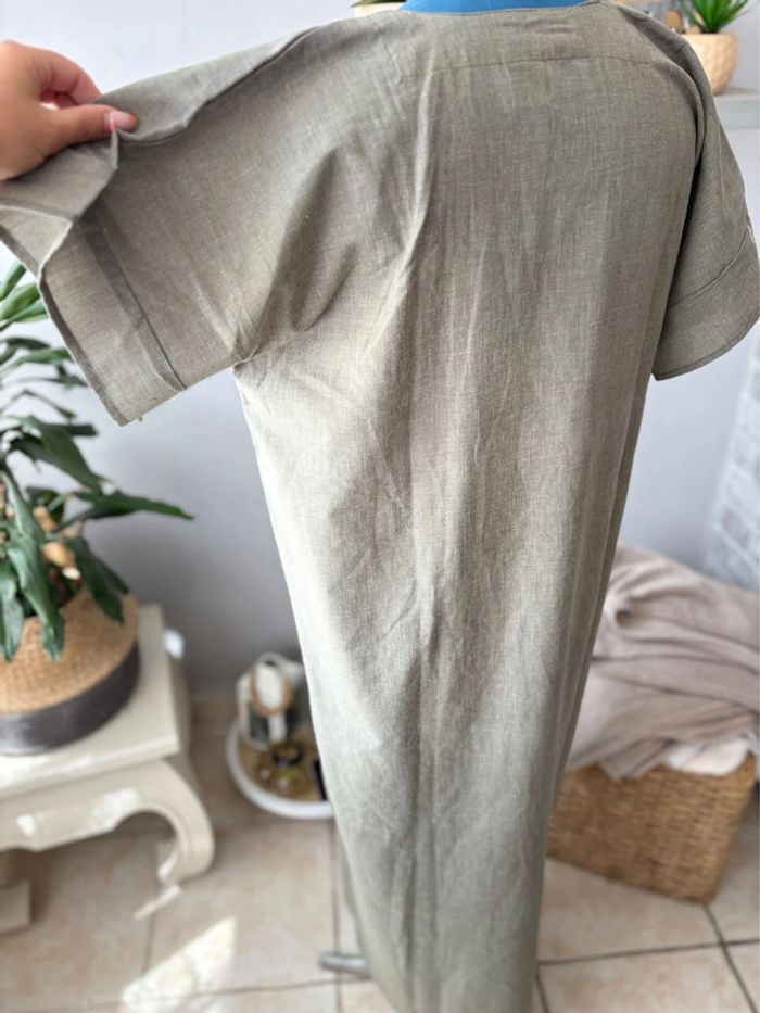 Robe longue - fabriqué en Égypte - fluide et légère - kaki à motif - comme neuve - taille M - photo numéro 4