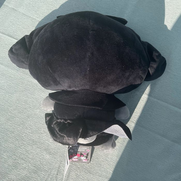 Hello Kitty Peluche Kuromi x My Melody Noir et Blanc (Black and White) Sanrio Furyu - photo numéro 3