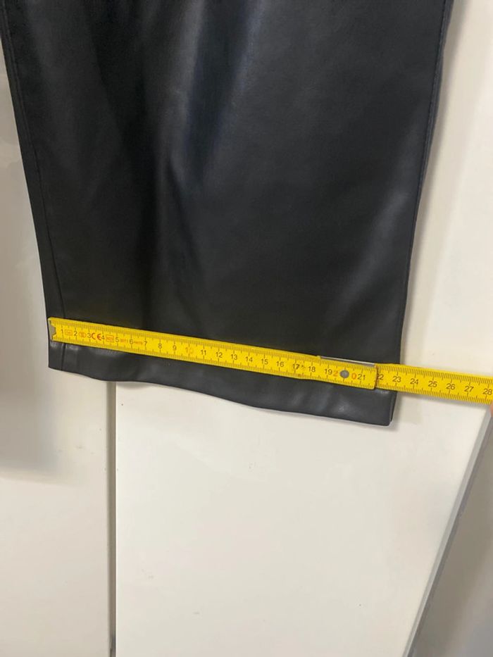 Pantalon habillé . similicuir. Zara, femme, taille S. - photo numéro 15