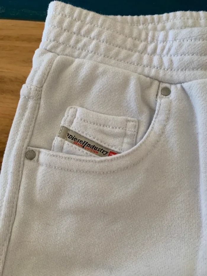 Pantalon jogging diesel taille 36 mois - photo numéro 3