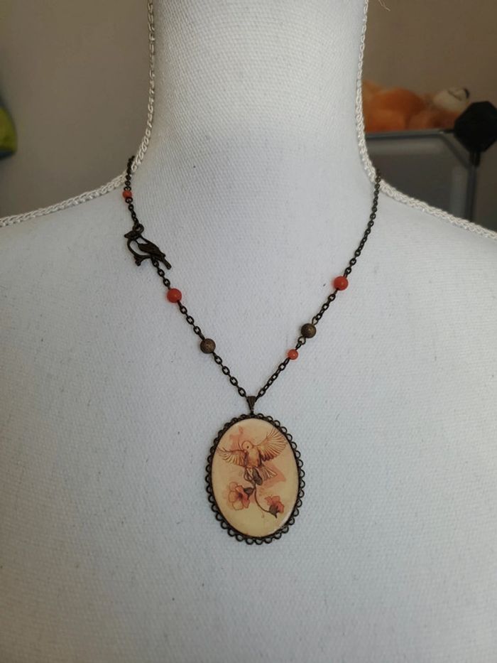 Collier Artisanale en résine