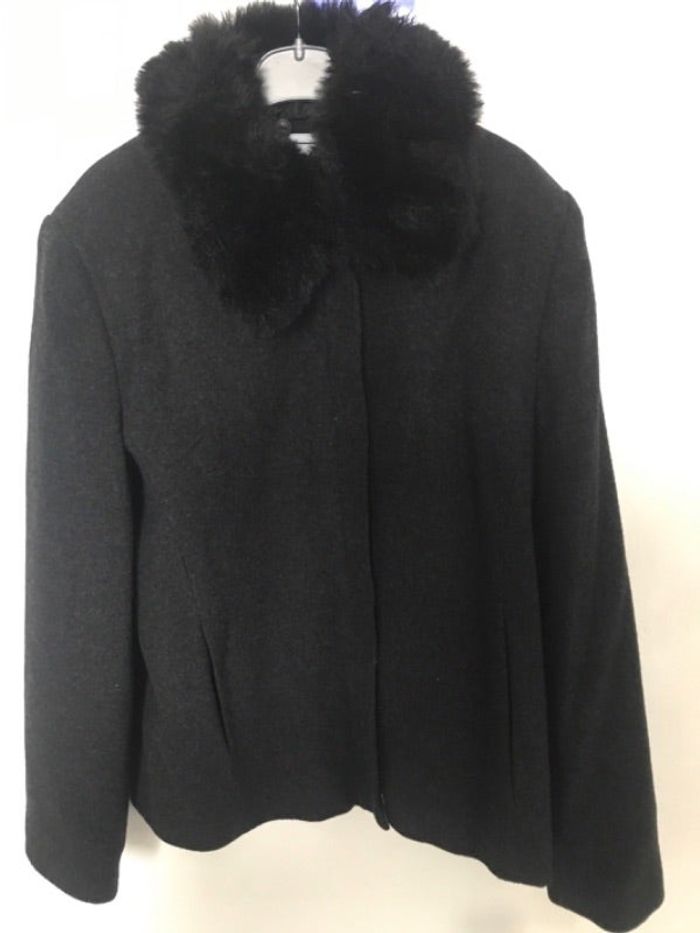 Beau manteau T 36 Adèle Joris gris avec fourrure Neuf étiquette