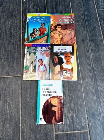Lot de livres sur l’Egypte / Athènes pour enfants