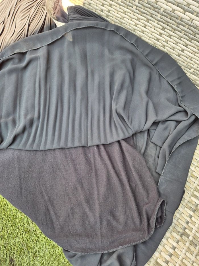 Jupe longue plissée noire taille élastique brillante - photo numéro 8