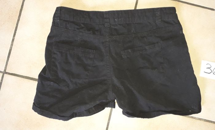 Short femme T 36 - photo numéro 2
