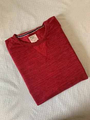 Pull Champion Rouge