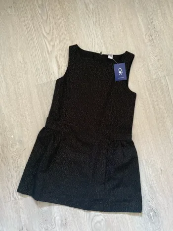Robe Okaidi 4 ans noir et doré Neuve