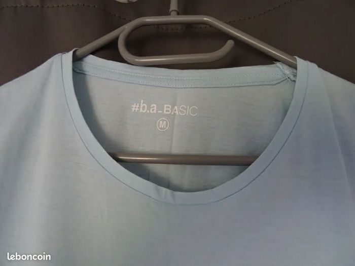 T-shirt manches courtes taille M - photo numéro 3