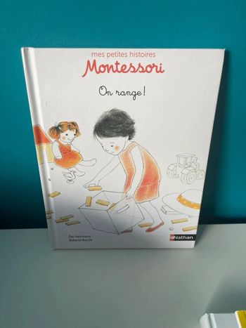 Livre les petites histoires montessori on range !