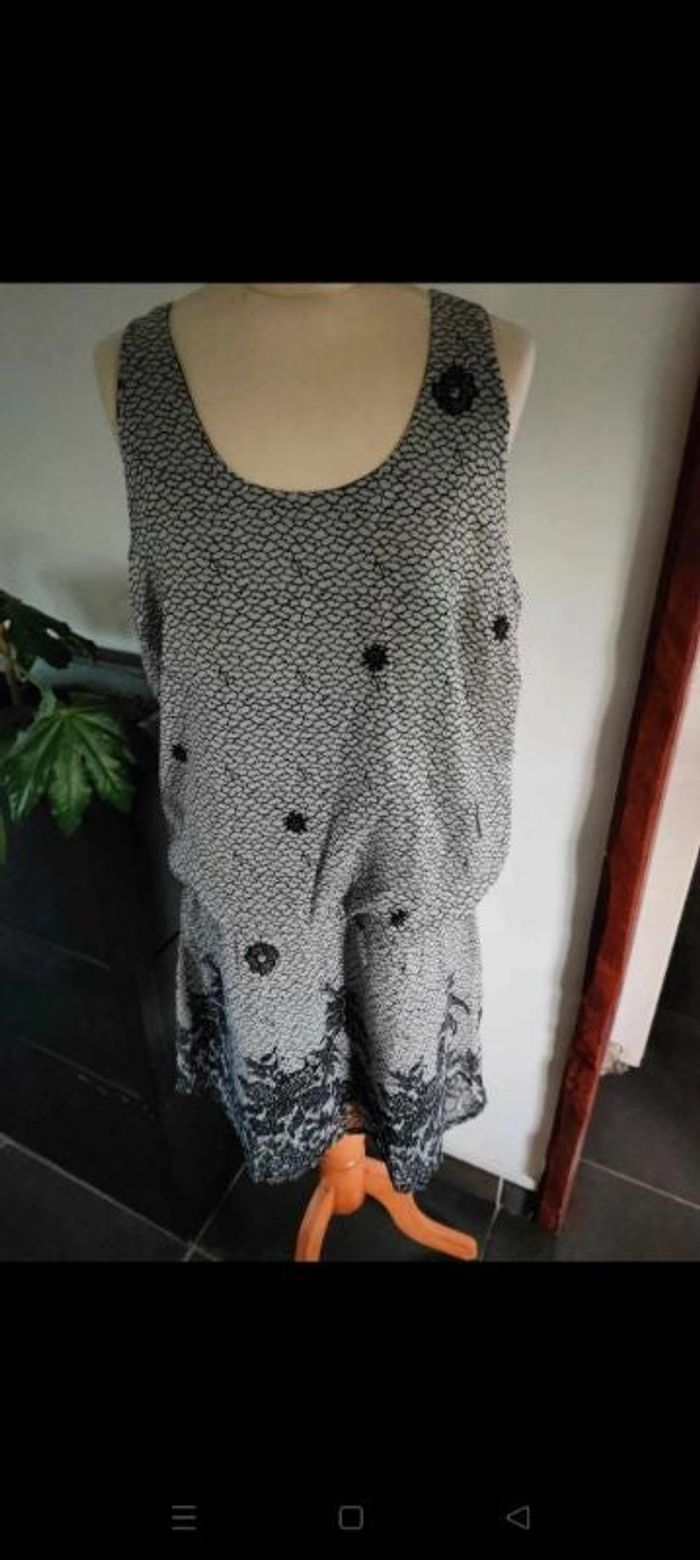 Robe sans manches Straboski