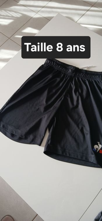 Short garçon Taille 8 ans marque le coq sportif 