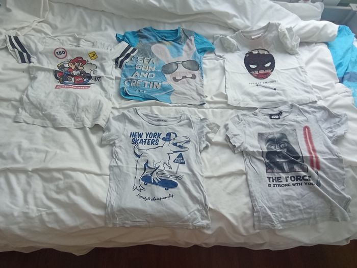 Lot 5 tee shirt manches courtes marques diverses 6 ans 5€