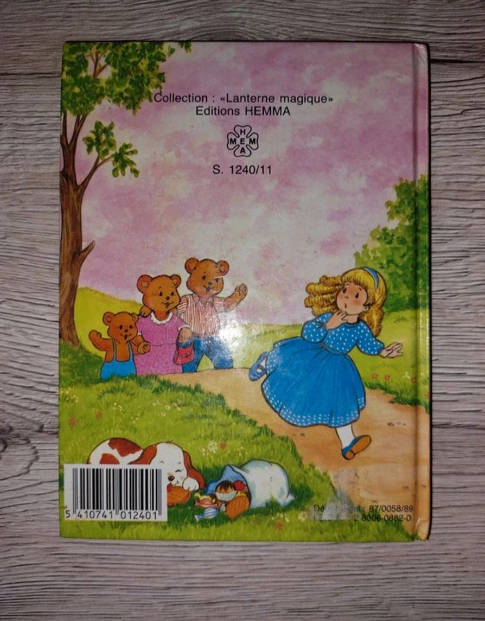 Petit livre de contes - photo numéro 2