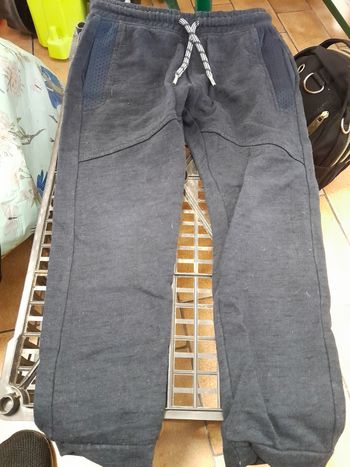 Pantalon kiabi taille 4 ans