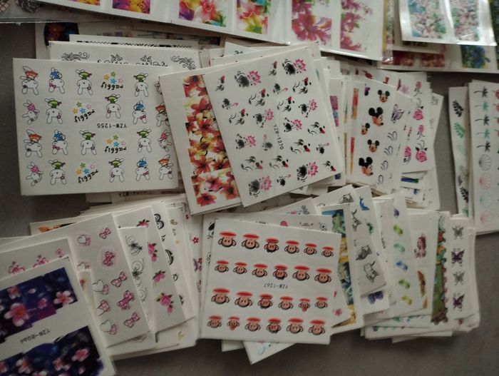 Gros lot de nails stickers - photo numéro 4