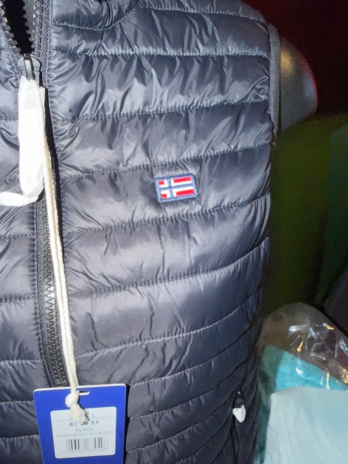 Gilet sans manche neuf jamais porté taille L - photo numéro 4
