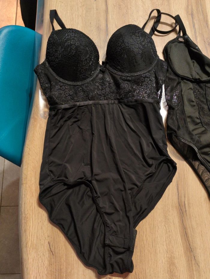 Lot 4 body femme neuf - photo numéro 2