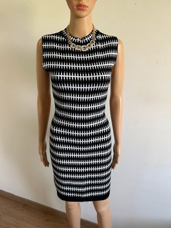 Robe bleue marine et blanche sans manches Morgan taille S jamais portée