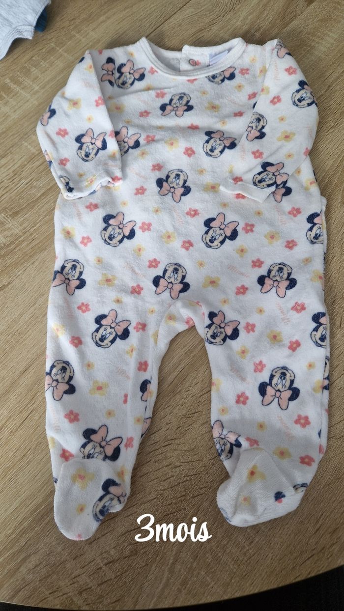 Lot vêtements bébé fille - photo numéro 2