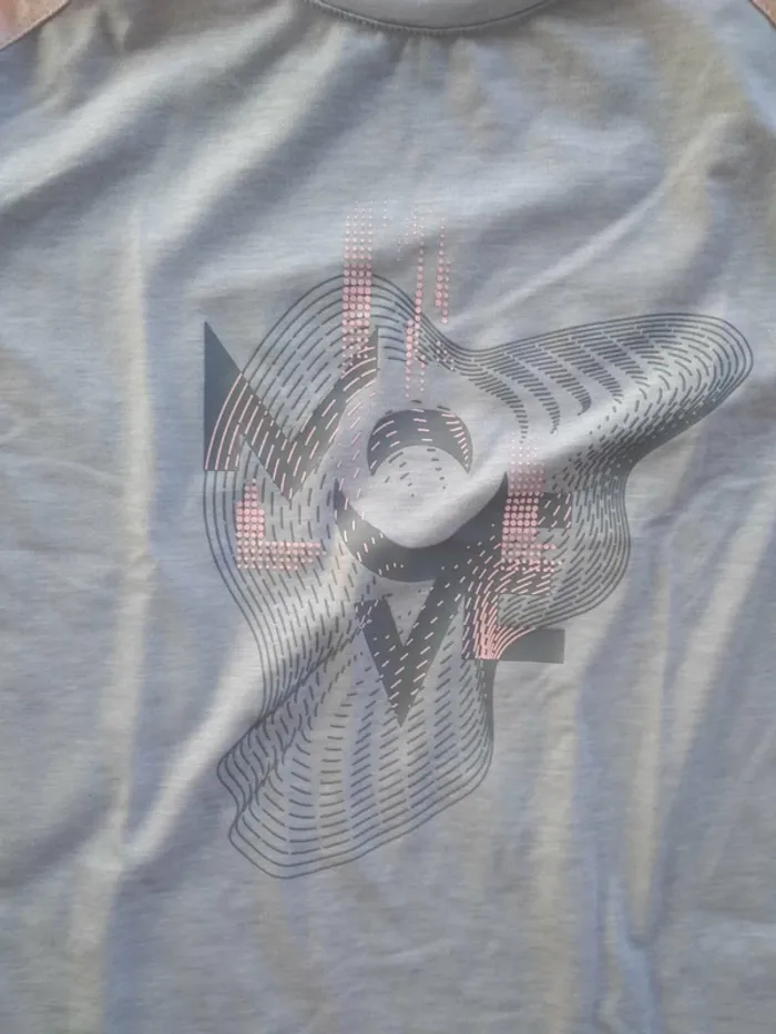 Tee shirt sport Fille Decathlon - photo numéro 2