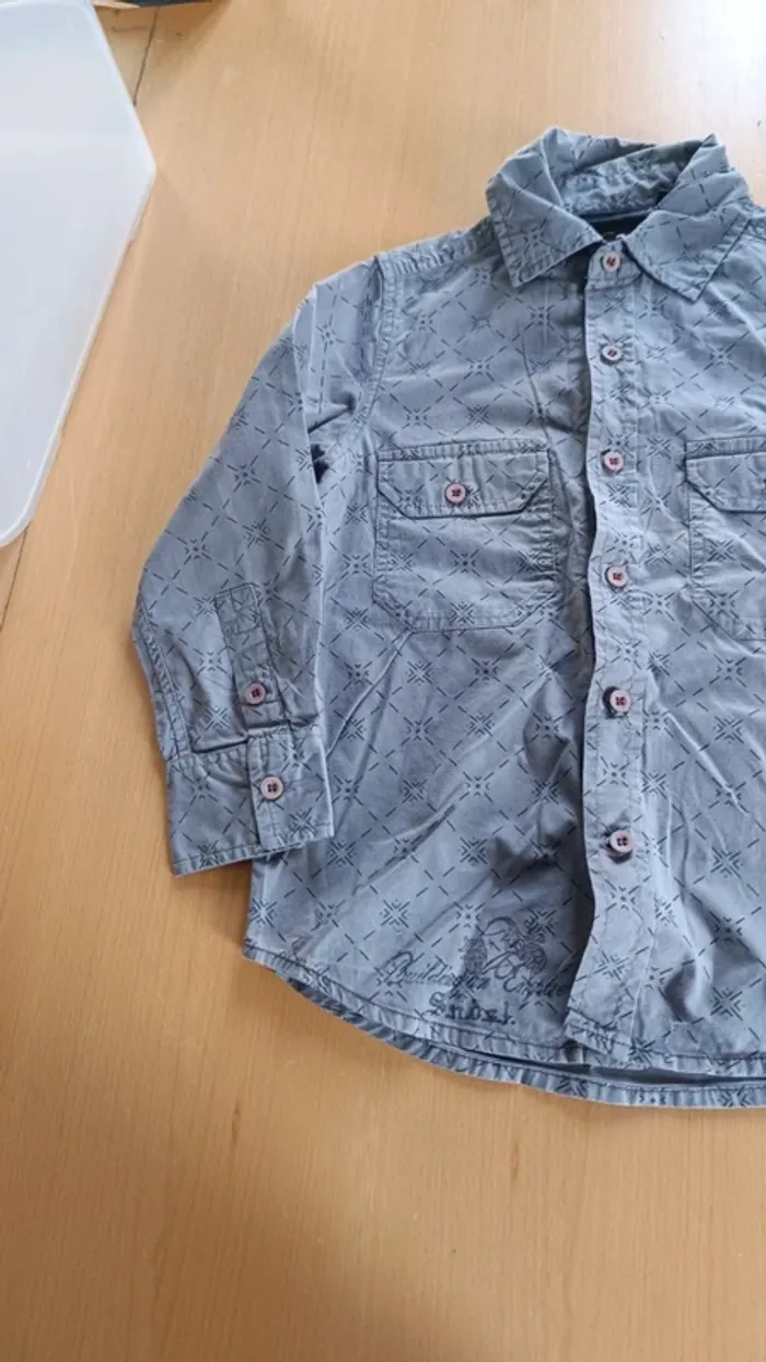 Chemise grise - photo numéro 4