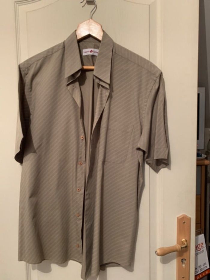 Chemise à rayures