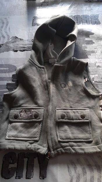 Gilet sans manche 18 mois