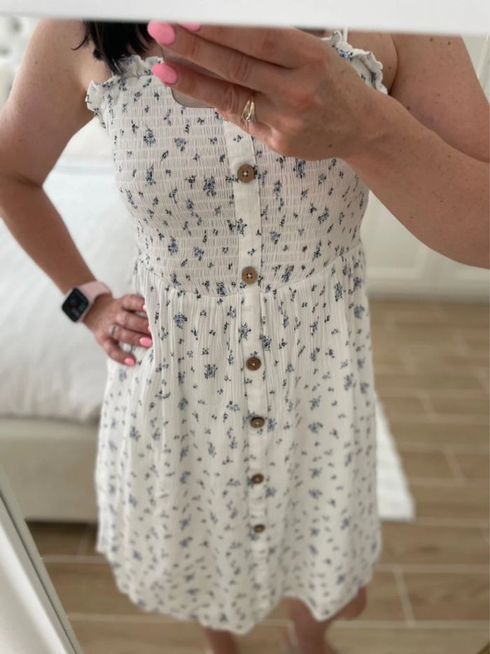 Robe fleuri blanc/ bleu taille 36 - photo numéro 2