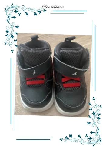 🛑 basket bébé Jordan 🛑T19.5