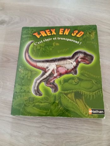 Livre documentaire T-Rex en 3D 