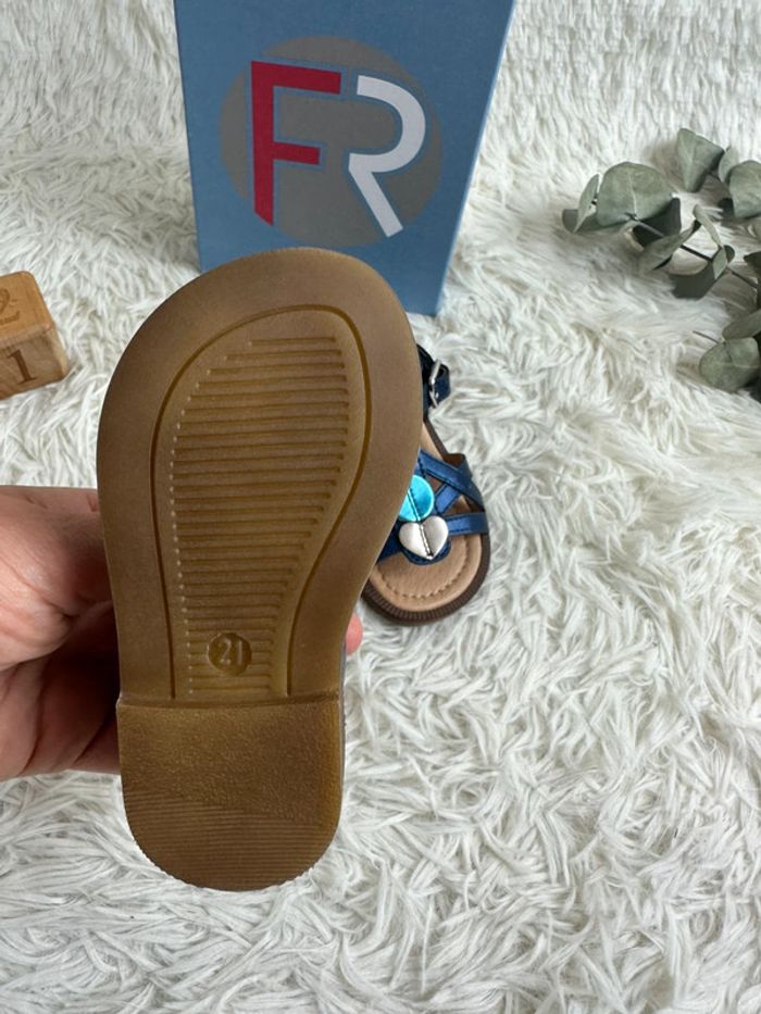 Paire de sandales Franco Romagnoli taille 21 - photo numéro 4