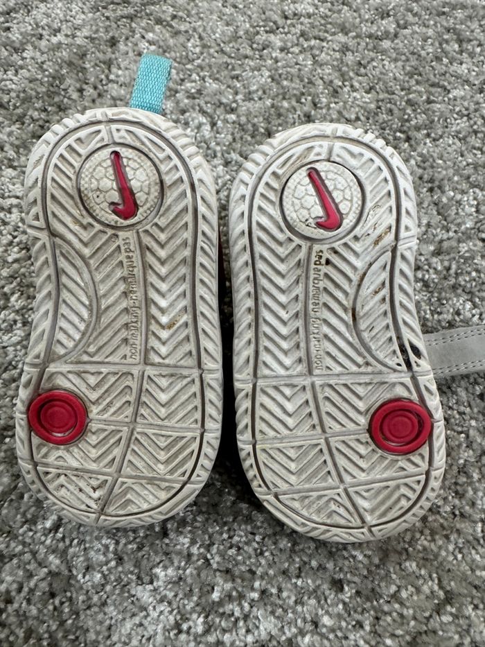 Paire de basket pour bébé - photo numéro 2