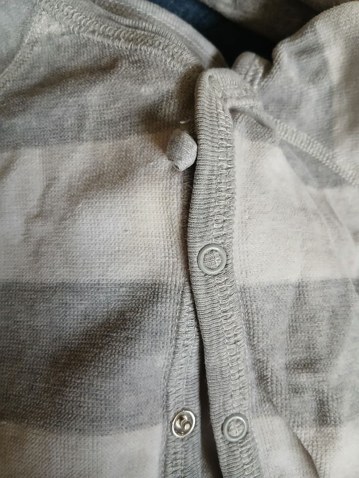 Lot vêtements 12mois - photo numéro 7