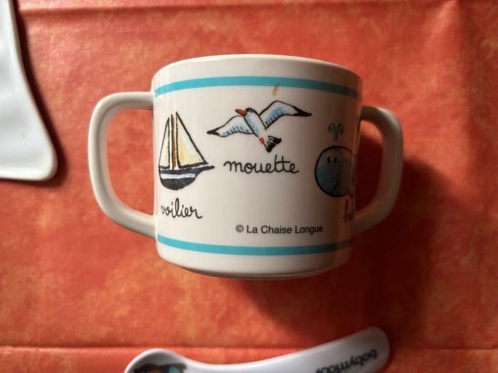 Lot de vaisselle en melamine pour enfant : assiettes, bol, tasse - photo numéro 5