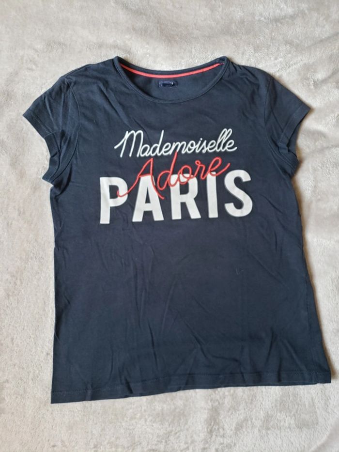 T-shirt Mademoiselle adore Paris taille 10 ans