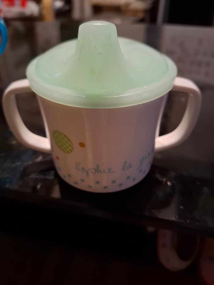Tasse à bec