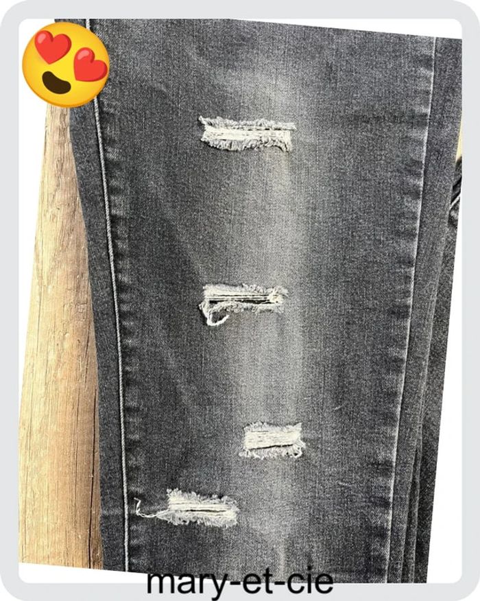 SOLDÉ - Jean troué, taille 26 IKKS - photo numéro 2