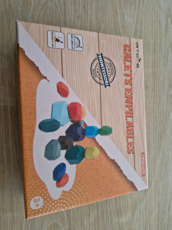 Galets empilables Montessori