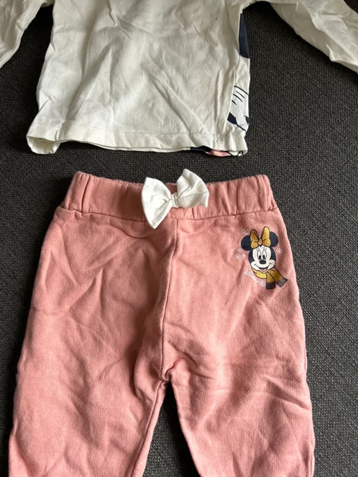 Ensemble Minnie bébé fille, jogging et t-shirt manches longues 9 mois - photo numéro 3