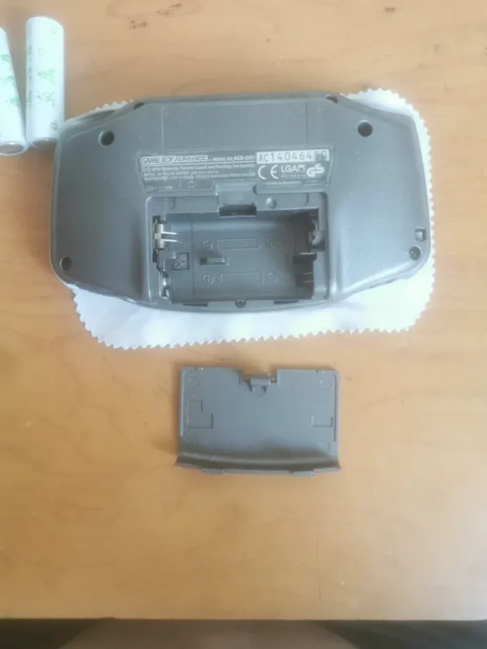 Game boy advance gris - photo numéro 4