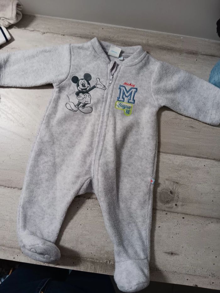 Lot 6 pyjama parfait état - photo numéro 3
