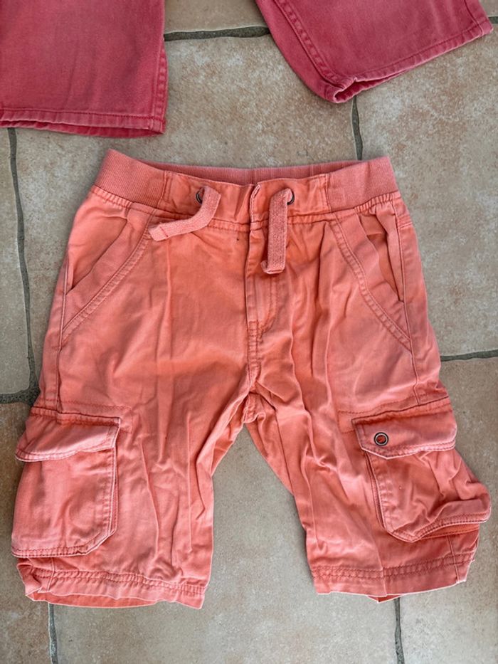 Lot de 2 bermudas en 10 ans - photo numéro 3