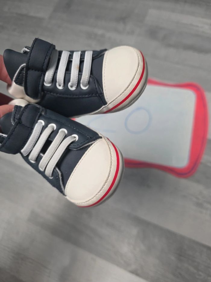 Chaussure bébé taille 20 - photo numéro 4